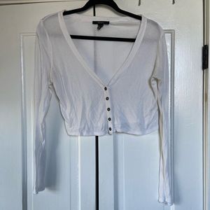 FOREVER 21 WHITE V NECK CROP TOP